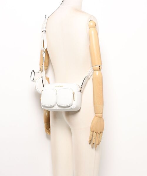 早い者勝ち 美品MICHAEL KORS ホワイト ショルダーバッグ MICHAEL KORS（マイケルコース） ショルダーバッグ バッグ JET SET