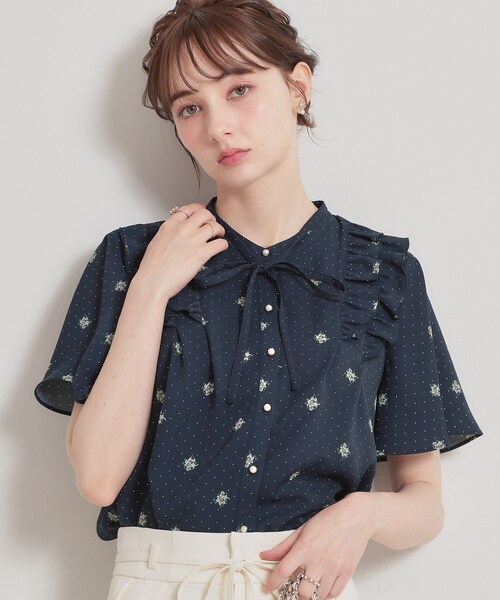 ブラウス シャツ 「洗える」ドットフラワー ブラウス レディースの画像