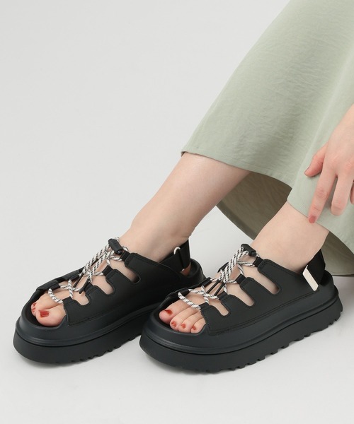 新品未使用　UGG 厚底サンダル UGG Australia（アグオーストラリア） 厚底 ugg サンダル 「UGG(アグ