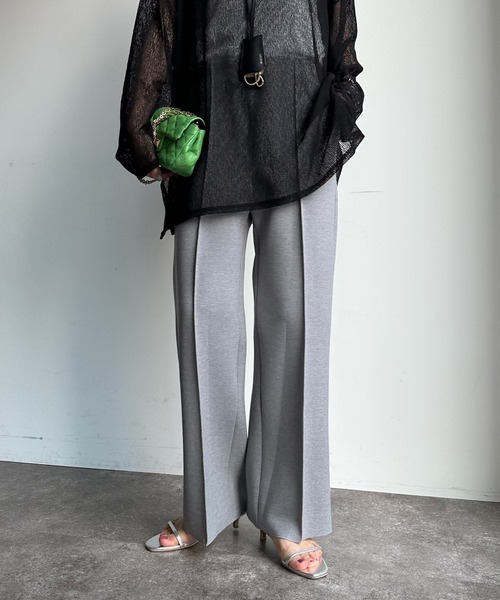 DOU DOUダンボールストレートパンツ DouDou（ドゥドゥ）の「ダンボールストレートパンツ（スラックス