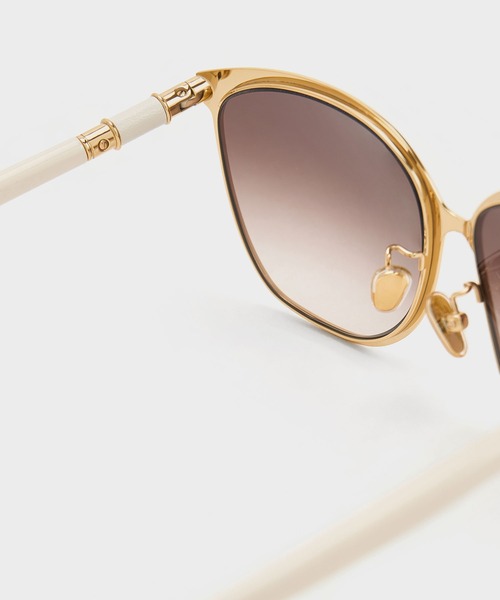 「CHARLES & KEITH」 サングラス FREE クリーム レディース