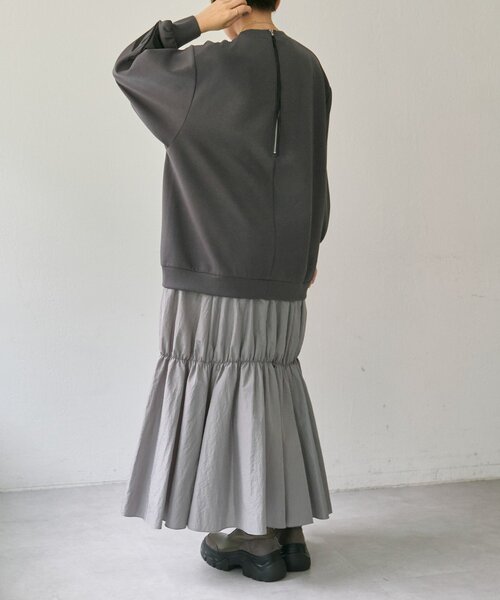 ear PAPILLONNER（イア パピヨネ） ワンピース ドッキング刺繍