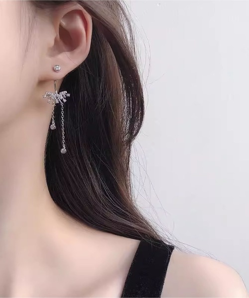 LA VORAGINE（ラ ヴォラジネ） ピアス アシンメトリー ダイヤモンド アシンメトリー ピアス ダイヤ