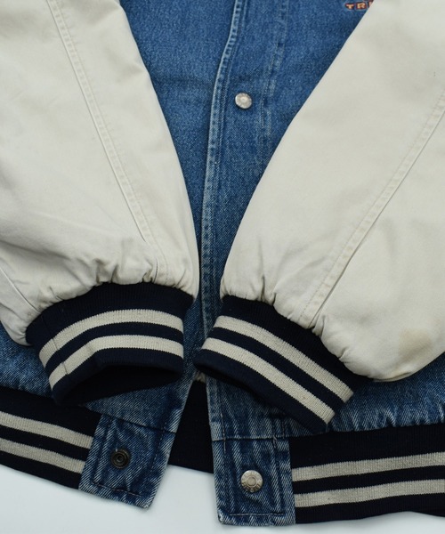 DISNEY VINTAGE スタジャン 「USED」90's Disney ”MICKEY MOUSE” 中綿