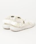 「Teva」 フラットサンダル 24cm ホワ...の詳細画像1