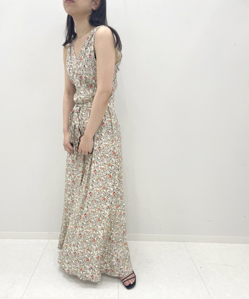 エディットフォールル　マルチフラワーマキシドレス　ロングワンピース EDIT. FOR LULU（エディットフォールル） ワンピース マルチフラワー