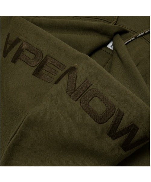 【AAPE BY A BATHING APE】クローバー パーカー※送関込 AAPE BY A BATHING APE パーカー NOW CLOVER PULLOVER HOODIE