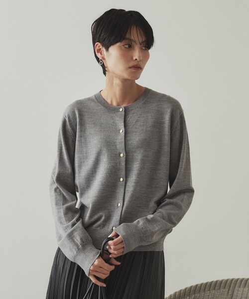 Mサイズ　OVY クルーネックニットカーディガン　黒 Super Comeback Lamb Wool Crew Neck Cardigan (black) | OVY