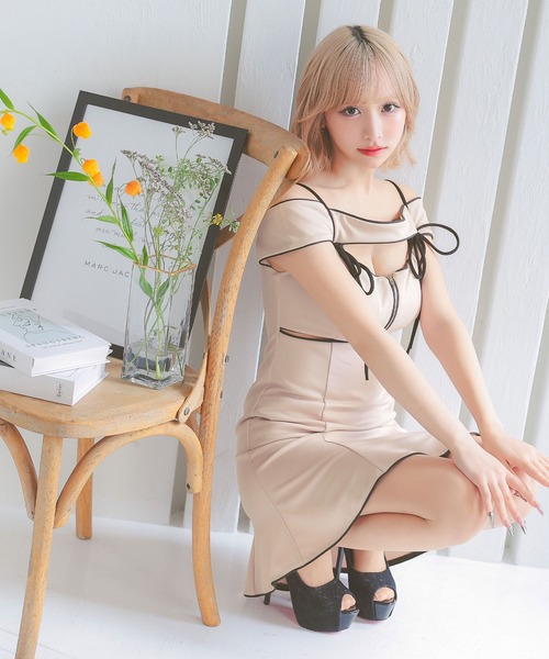 Tika ドレス キャバドレス 肩あき コードリボン バストジップ