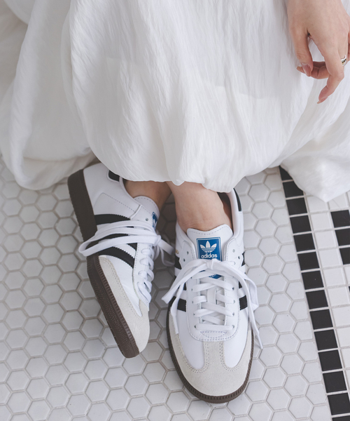 adidas（アディダス） スニーカー 「WEB・一部店舗限定追加」adidas 