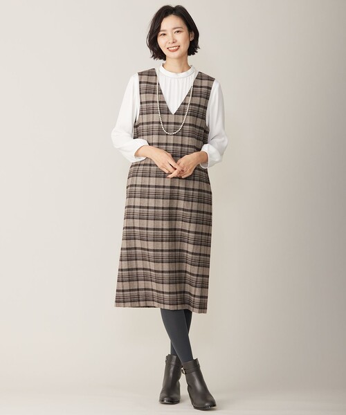 「J.PRESS」 長袖ブラウス MEDIUM ベージュ レディースの画像