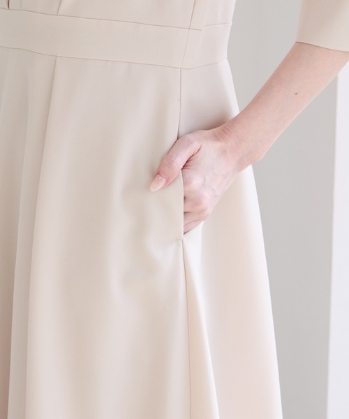AIMER（エメ） ワンピース レース袖×ウエストタックフィット＆フレア