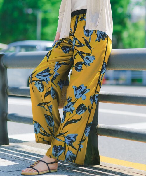 ワイドパンツ パンツ ARGENTI フラワープリント レディース : ZOZOTOWN