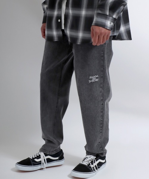 THRASHER（スラッシャー） ジーンズ ワンポイントロゴ刺繍ケミカル