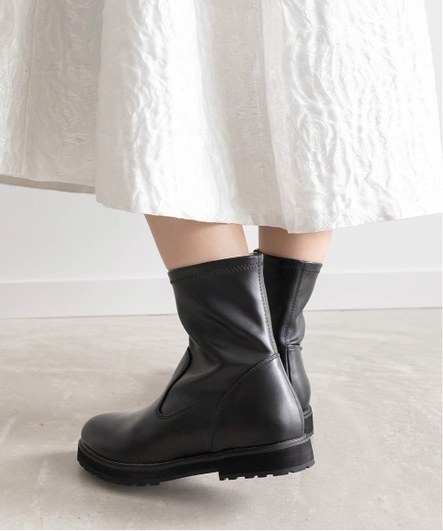 RANDA（ランダ） ブーツ 晴雨兼用 トラックソールショートブーツ