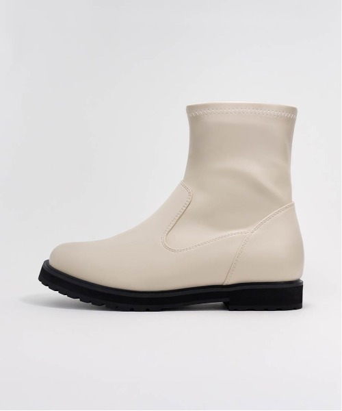 RANDA（ランダ） ブーツ 晴雨兼用 トラックソールショートブーツ