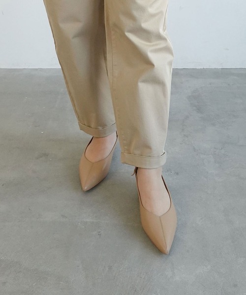 パンプス バックリボンポインテッドフラットパンプスの画像