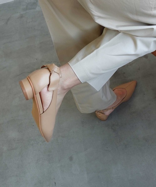 パンプス バックリボンポインテッドフラットパンプスの画像