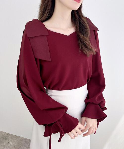 Patou フリルネック赤トップスリボン 半袖 INGNI（イング） tシャツ 「WEB限定」袖シアー＆リボントップス