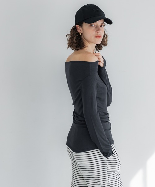 coca（コカ） tシャツ リブオフショルダートップス レディース