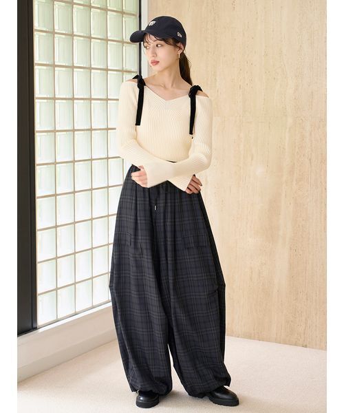 SNIDEL - オープンショルダーボタンニットプルオーバー SNIDEL SALE50%OFF】スナイデル SNIDEL 秋冬 オープンショルダーボタン