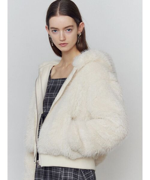 EMODA（エモダ） ブルゾン アウター フードフェイクファーブルゾン