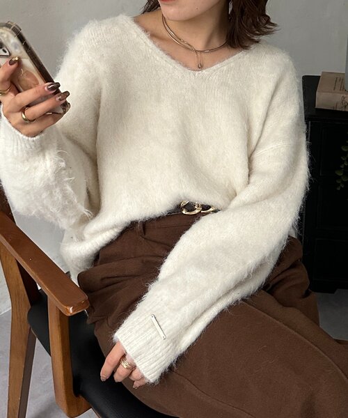 Thevon（ゼヴォン） ニット セーター アルパカ混Vネックゆるニット