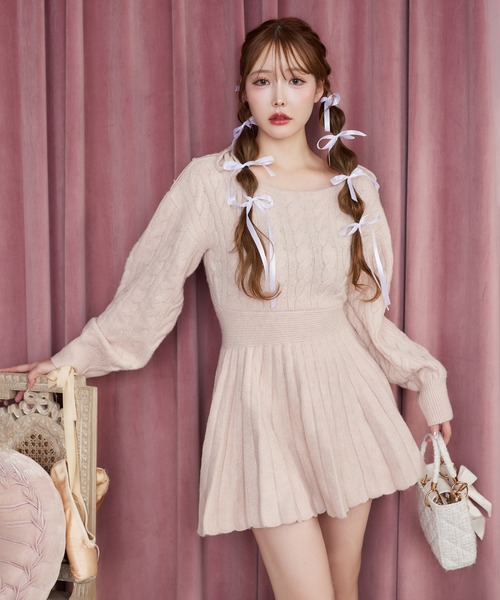 ベージュ フリル ミニワンピース 長袖 one after another NICE CLAUP ワンピース 「HolidayCollection」肩