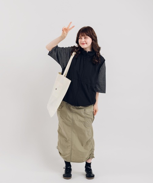 「MUHET」 ベスト X-LARGE ライトグレー レディース_画像9