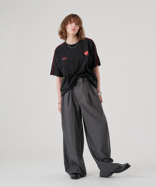 ONCILY（オンシェリー） tシャツ 「 UMBRO 」PIPING HEART LOGO T