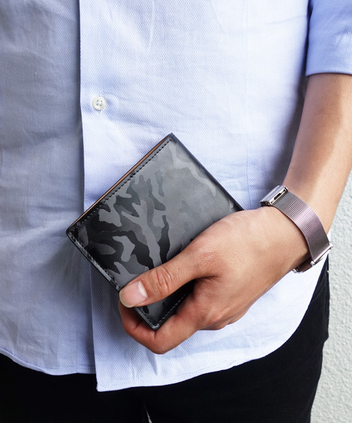P.I.D 財布 ピーアイディー「P.I.D」コードバン二つ折り財布