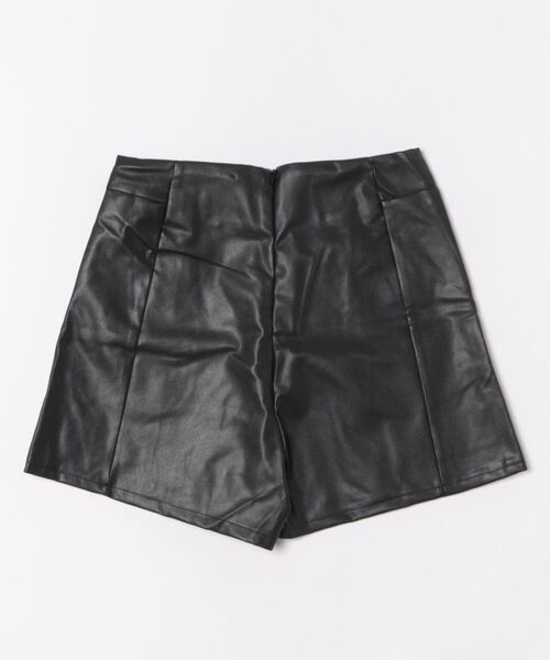 INASTUDIOS（イーナストゥディオス） パンツ フェイクレザー ハイ