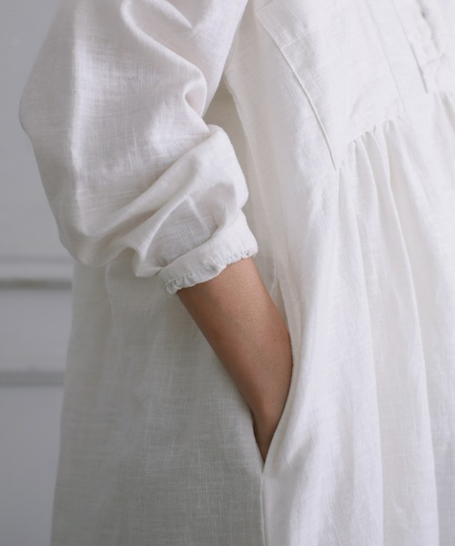 soulberry（ソウルベリー） シャツワンピース 遊びが詰まった白い