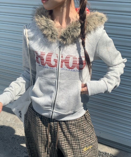 BURBERRY♡Y2K ファー フーディジップアップパーカー グレー チェック BURBERRY♡Y2K ファー フーディジップアップパーカー グレー チェック