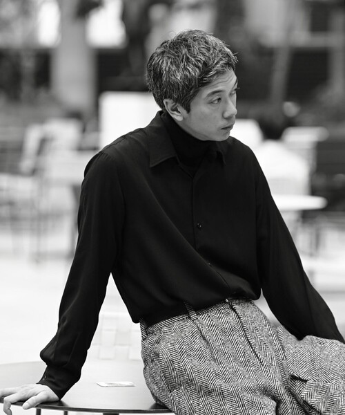ADAM ET ROPE'（アダムエロペ） シャツ 「NIKKE」シフォンボイル