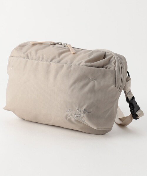 ARC'TERYX（アークテリクス） ショルダーバッグ ONE SIZE ベージュ