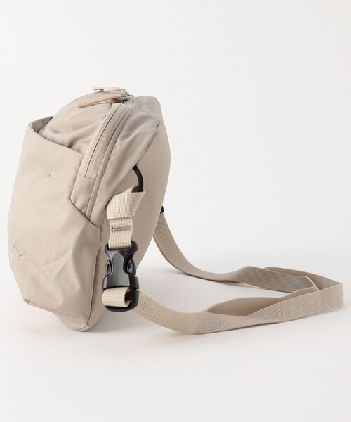 ARC'TERYX（アークテリクス） ショルダーバッグ ONE SIZE ベージュ