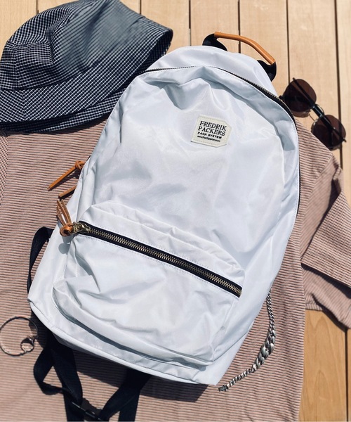 FREDRIK PACKERS（フレドリックパッカーズ） デイバック リュック