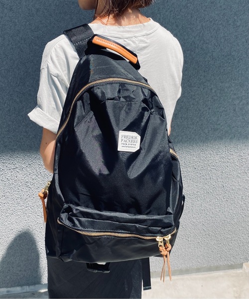 FREDRIK PACKERS（フレドリックパッカーズ） デイバック リュック