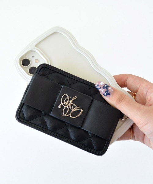 CHANEL シルバー キルティング 名刺入れ　定期入れ　パスケース 完売必至！可愛いピンク！】CHANEL☆カードケースロゴ キルト