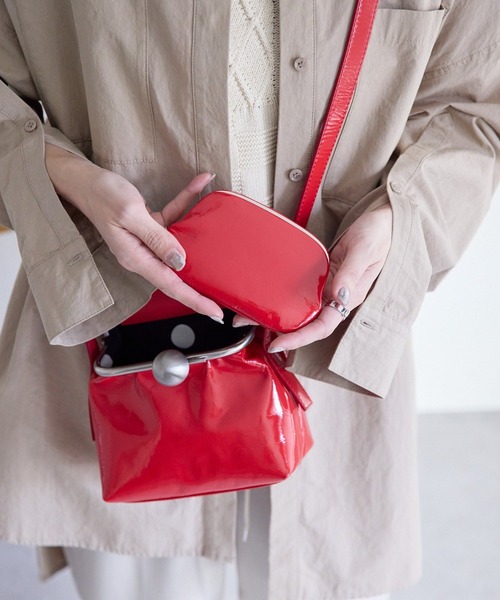 ear PAPILLONNER（イア パピヨネ） 財布 「kawa-kawa(カワカワ