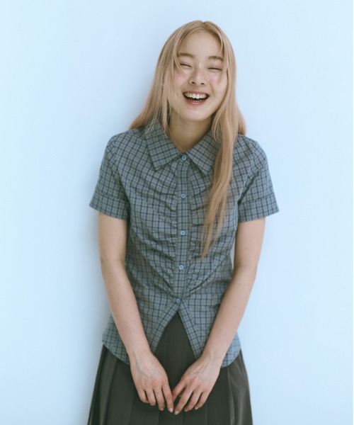 FEKETE ブラウス シャツ GATHER FEMININE TIGHT SHIRT