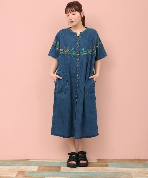 チチカカ（TITICACA） ワンピース Rico ライトデニムペイズリー刺繍