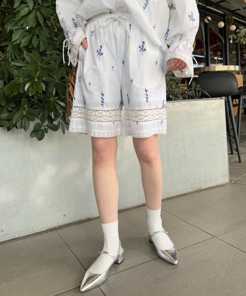 チャオパニック【willow】フラワーレースイージーパンツ CIAOPANIC TYPY（チャオパニックティピー）の「【willow