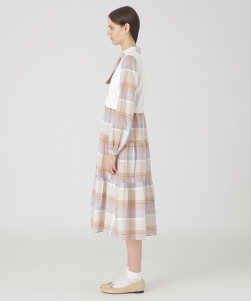 BLUE LABEL CRESTBRIDGE（ブルーレーベルクレストブリッジ