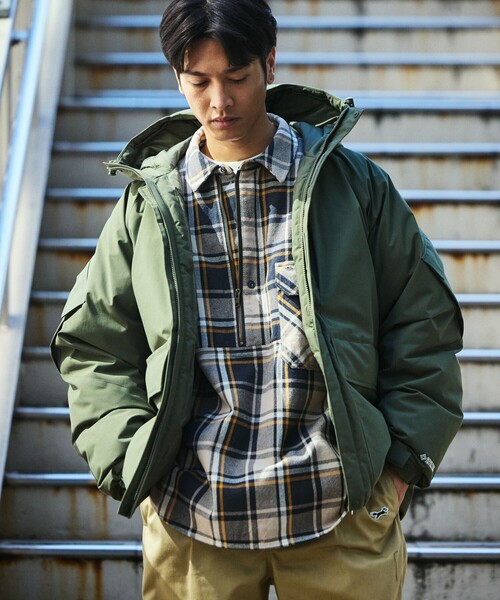   オリーブ ダウンジャケット 中古・古着通販】LEVI'S (リーバイス) ダウンジャケット オリーブ