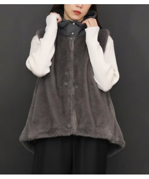 maried or フェイク　ファーベスト　フード　グレー マリードール（MARIED'OR）フード付きエコファーベスト／ミディアム