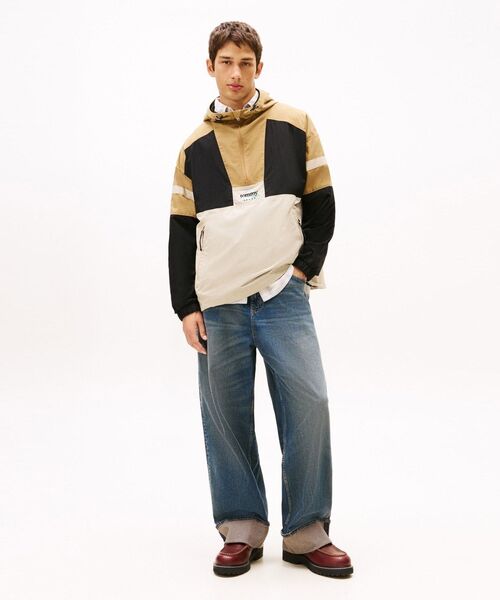 TOMMY JEANS（トミー・ジーンズ） ナイロンジャケット ライトウェイト