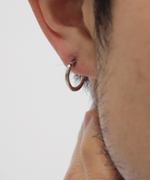 ピアス