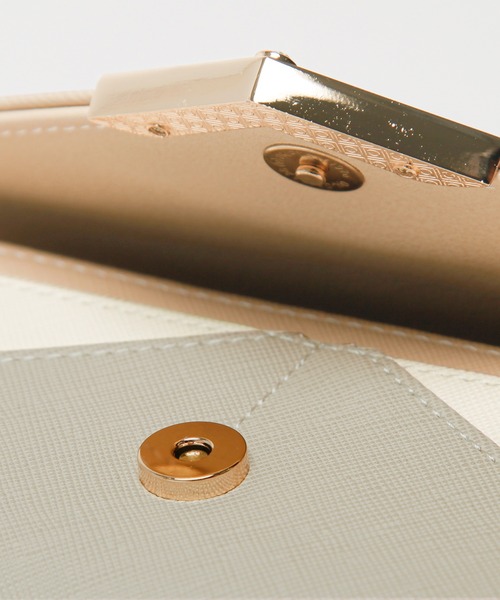 itto 財布 品のある、大人デザインV字ビジュー長財布 レディース